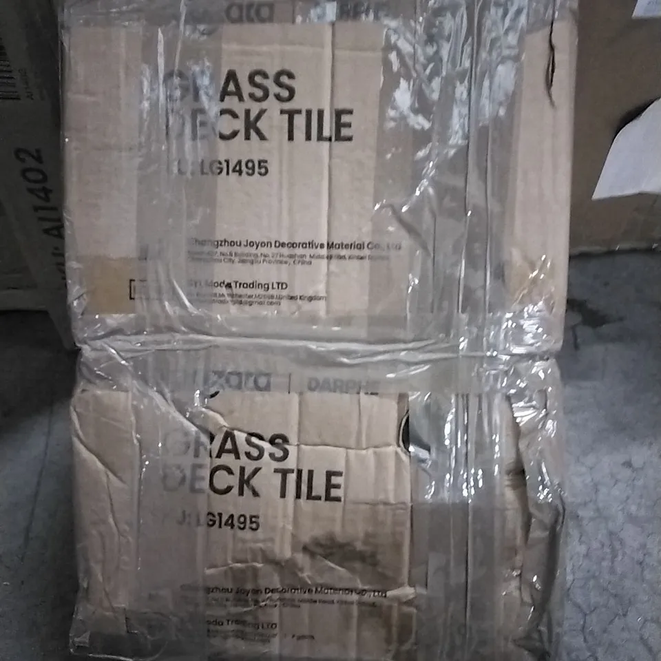 BOXED DARPHE GRASS DECK TILE X2 LG1495
