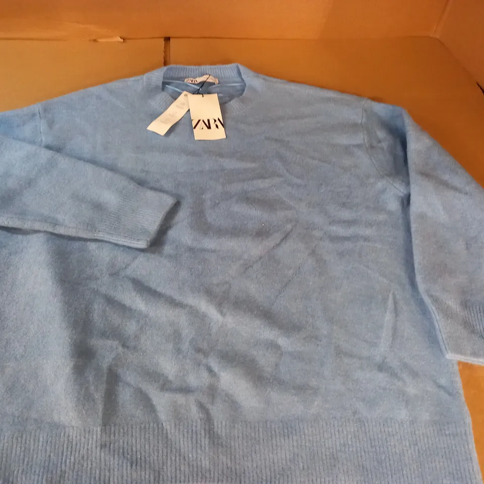 ZARA LIGHT BLUE KNIT JUMPER - EUR M