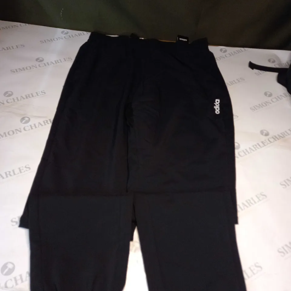 LARGE BLACK ADIDAS TRACK PANTS 