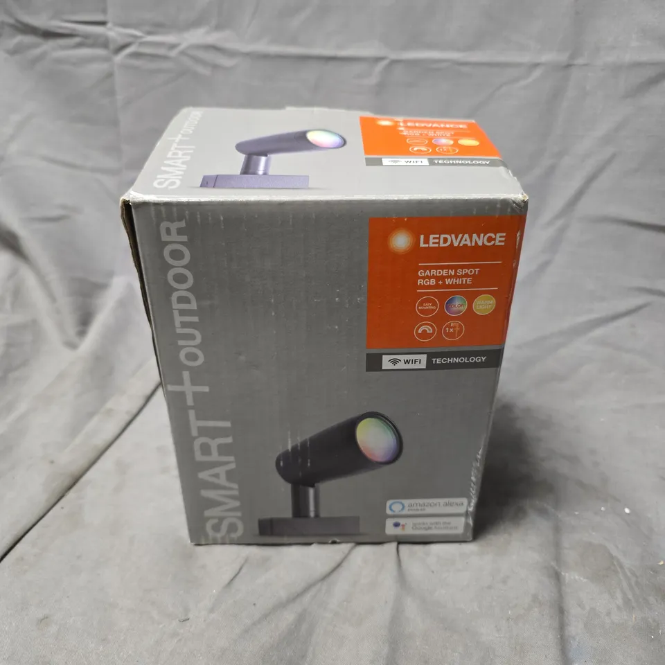 BOXED LEDVANCE GARDEN SPOT RGB+WHITE SMART OUTDOOR LIGHT