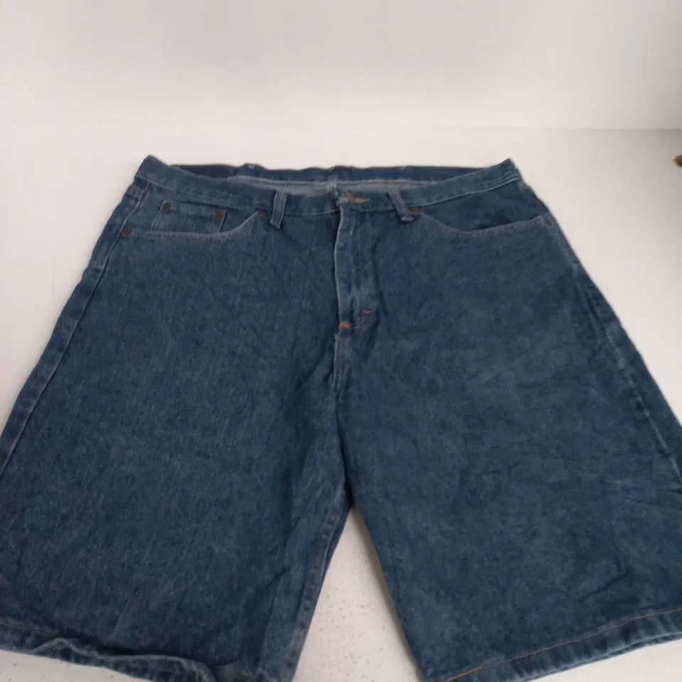 WRANGLER DENIM SHORTS IN NAVY - 38 REG