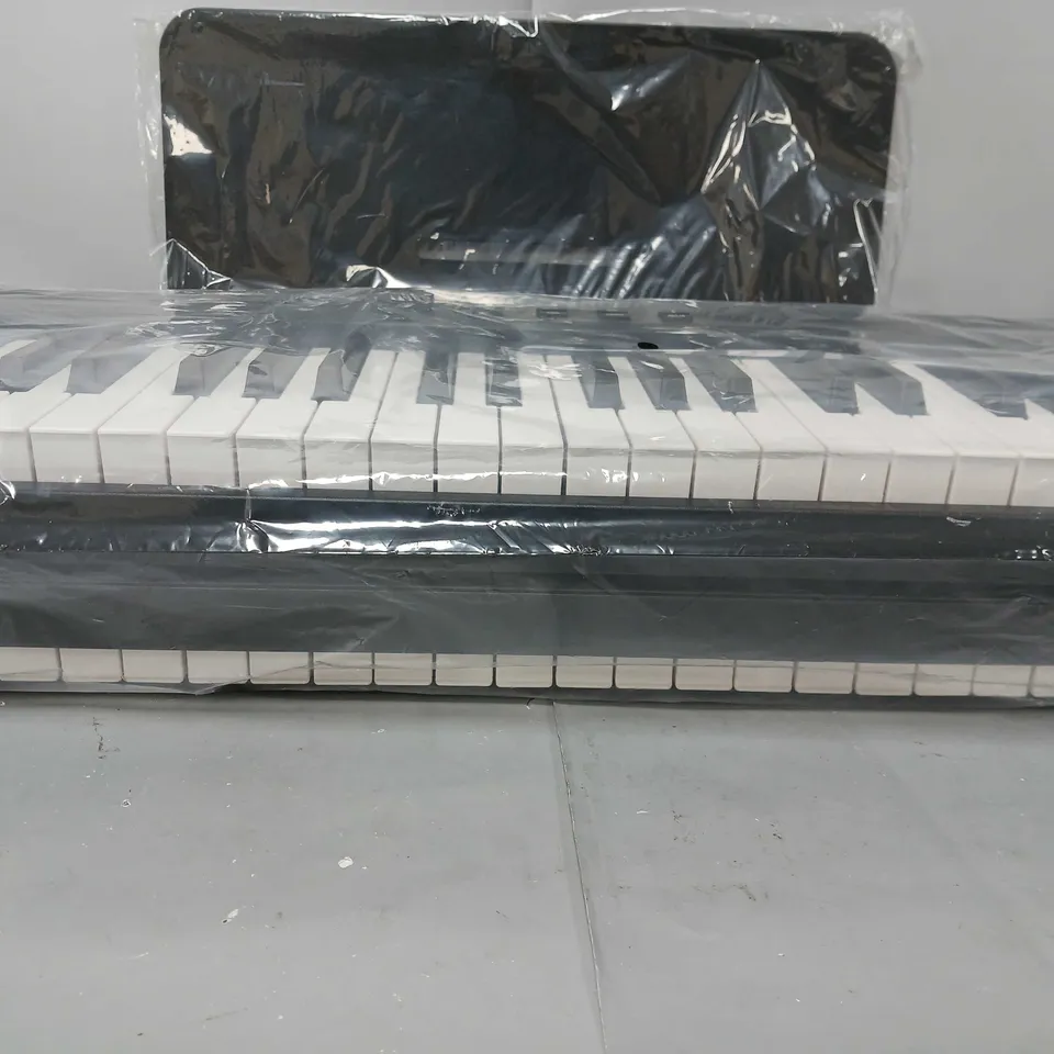88 NOTE FOLDING DIGITAL PIANO RRP £199.99