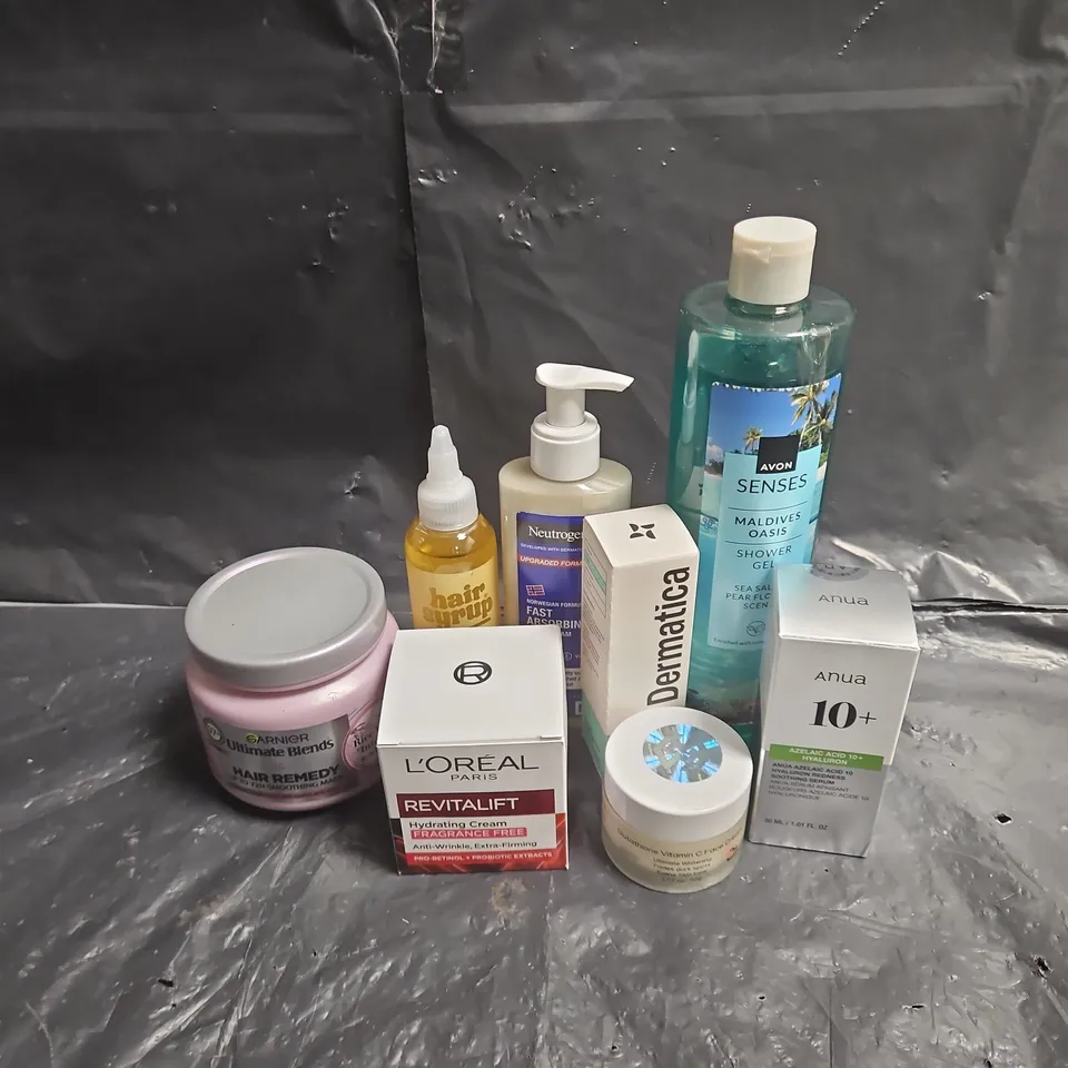 APPROXIMATEY 20 ASSORTED HEALTH AND BEAUTY PRODUCTS TO INCLUDE - ANUA AZELAIC ACID - DERMATICA AZELAIC ACID - HAIR SYRUP VITAMIN C ME - ETC