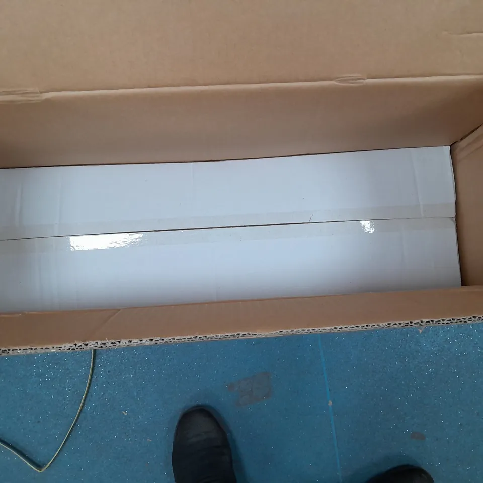 LOT OF 4 BOXES (2 PER BOX) EMCOLITE 4 HEAD MULTI-DIRECTIONAL TRIMLESS DOWNLIGHTS EMC CDMDG632