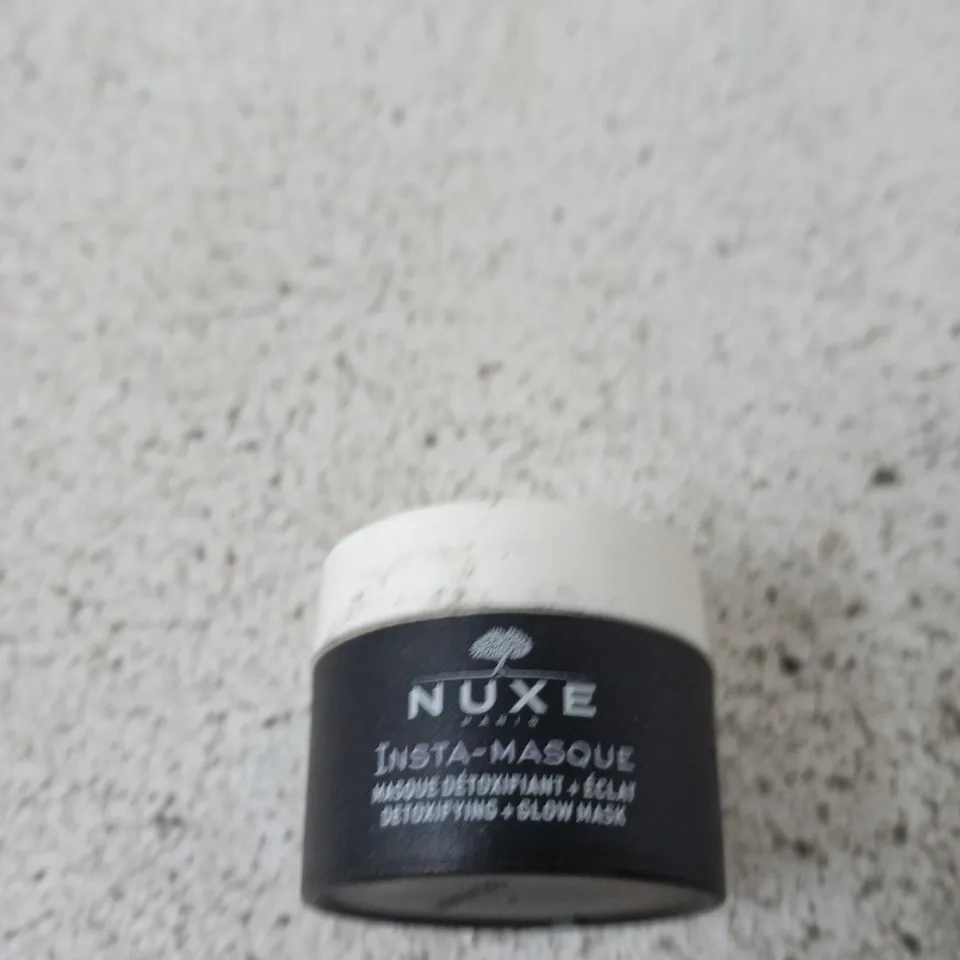 BOX OF APPROXIMATELY 100 X NUXE INSTA-MASQUE DETOXIFYING & GLOW MASK - 15ML