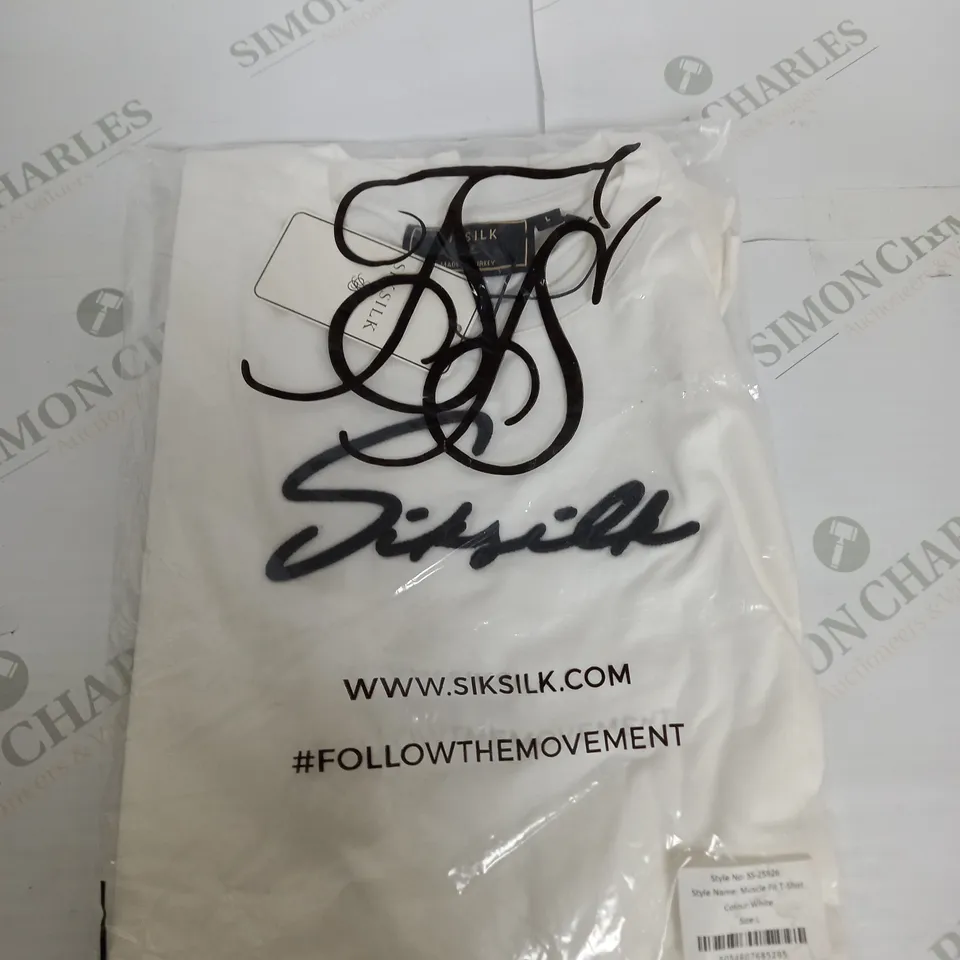 BAGGED SIKSILK MUSCLE FIT T-SHIRT SIZE L