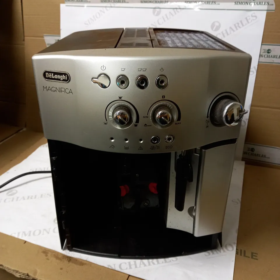 DEHLONGHI MAGNIFICA BEAN TO CUP COFFEE MAKER 