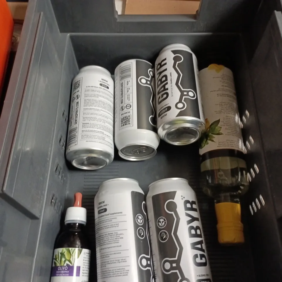 APPROXIMATELY 10 ASSORTED FOOD ITEMS TO INCLUDE - PEPSI MAX, MONIN SALTED CARAMEL SAUCE AND KOMBUCHA LEMON GINGER