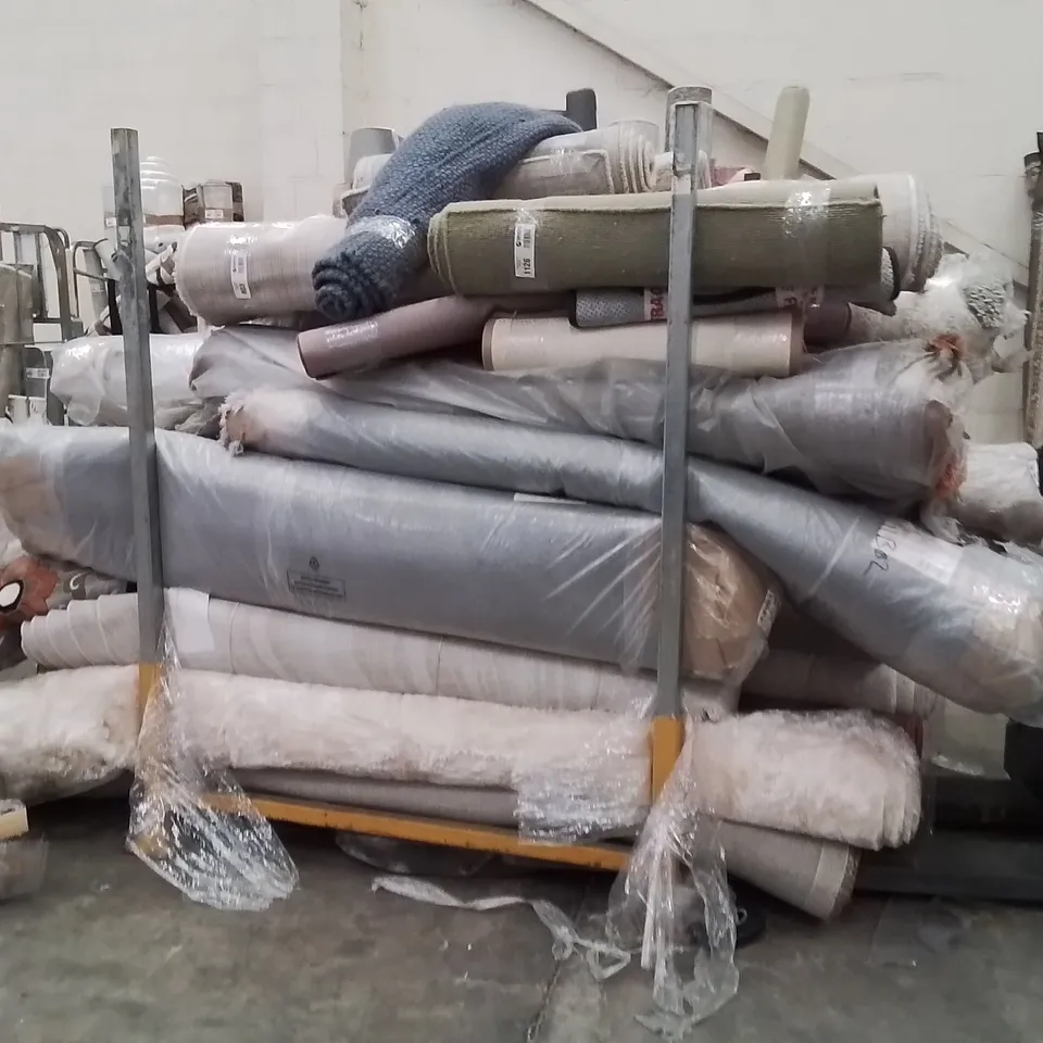 STILLAGE OF APPROXIMATELY 20 QUALITY DESIGNER RUGS