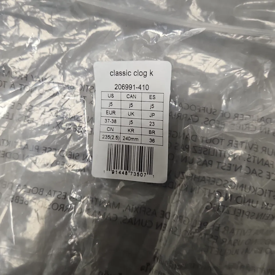 CROCS CLASSIC CLOG NAVY – UK J5