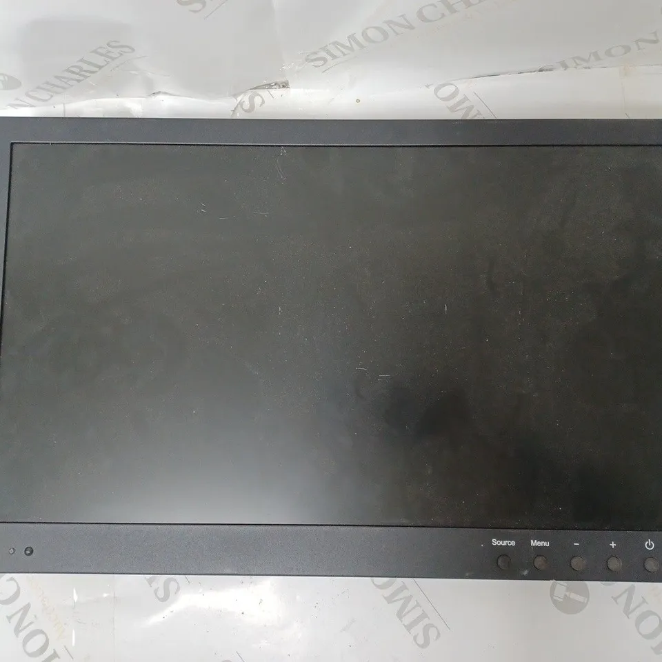 18.5'' LED MONITOR 
