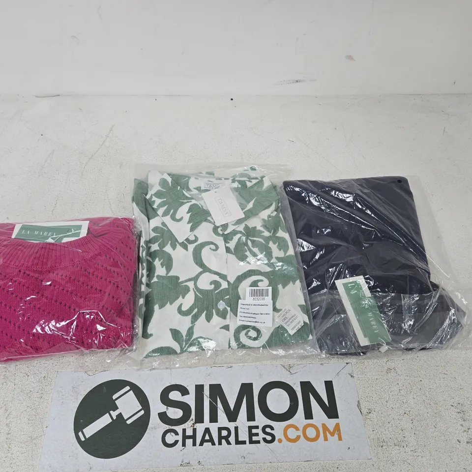 SET OF 3 WOMEN'S CLOTHING ITEMS – PINK KNITWEAR, GREEN PATTERNED GARMENT, NAVY PIECE (VERIFY SIZE) WOMEN'S CLOTHING BUNDLE – APROX 20 ITEMS TO INCLUDE CLOTHING ITEMS JUMPERS , TOPS AND DRESSES