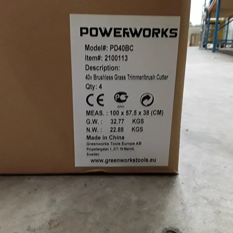 BOXED SET OF 4 POWERWORKS 40V BRUSHLESS GRASS TRIMMER/BRUSH CUTTERS 