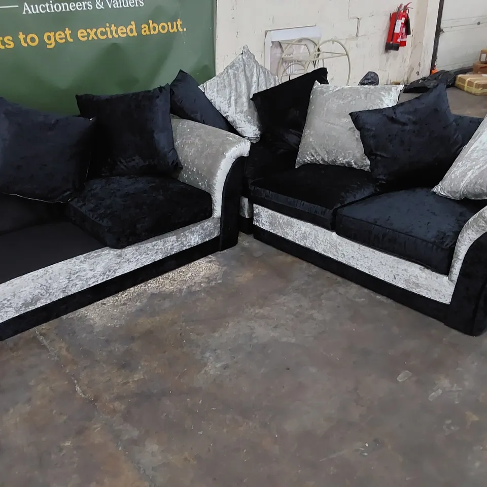 THREE CORNER GROUP SECTIONS BLACK/SILVER CRUSHED VELVET 