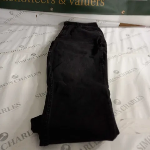 PAIR OF WASHED BLACK ASOS DESIGN HOURGLASS SLIM MOM JEANS W32 L30