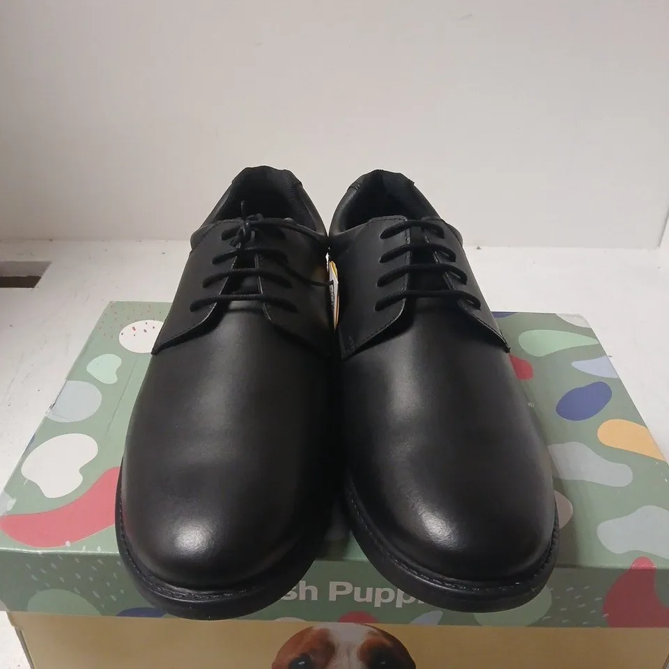 BOXED PAIR OF  HUSH PUPPIES BLACK LEATHER OXFORD SHOES - UK 9