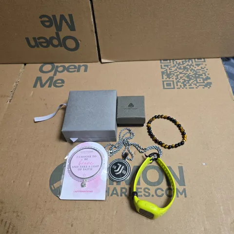 TOTE OF APPROXIMATELY 20 ASSORTED JEWELLERY/WATCH ITEMS TO INCLUDE MERTTURM, LIFE CHARMS ETC