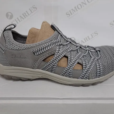 SKECHERS REGGAE GREY TRAINER SIZE 5