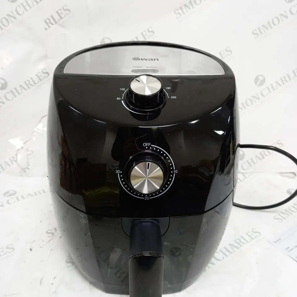 SWAN MECHANICAL 3.5L AIR FRYER RRP £49.99