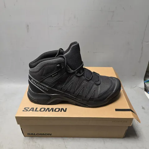 BOXED SALOMON X ADVENTURE RECON MID GTX - UK 11.5