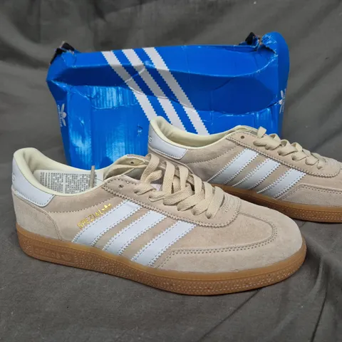 BOXED PAIR OF ADIDAS HANDBALL SPEZIAL UK 6 