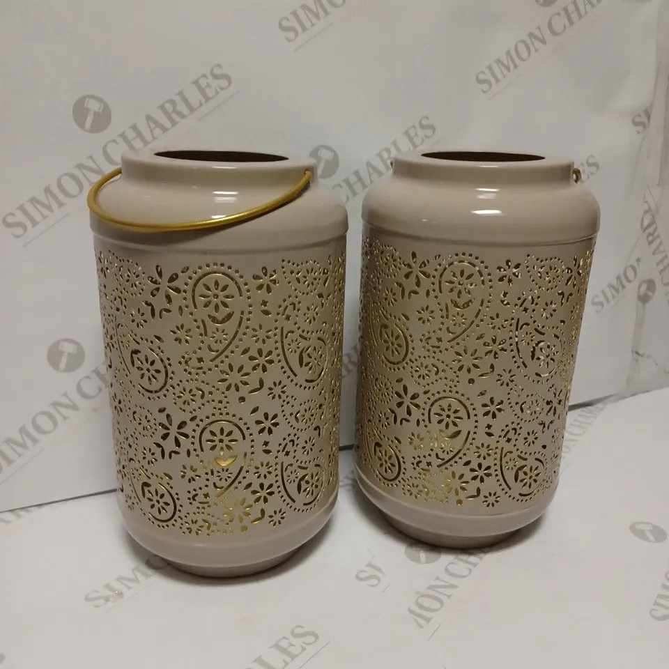 GARDEN REFLECTIONS SET OF 2 PATTERNED SOLAR LANTERNS, PAISLEY