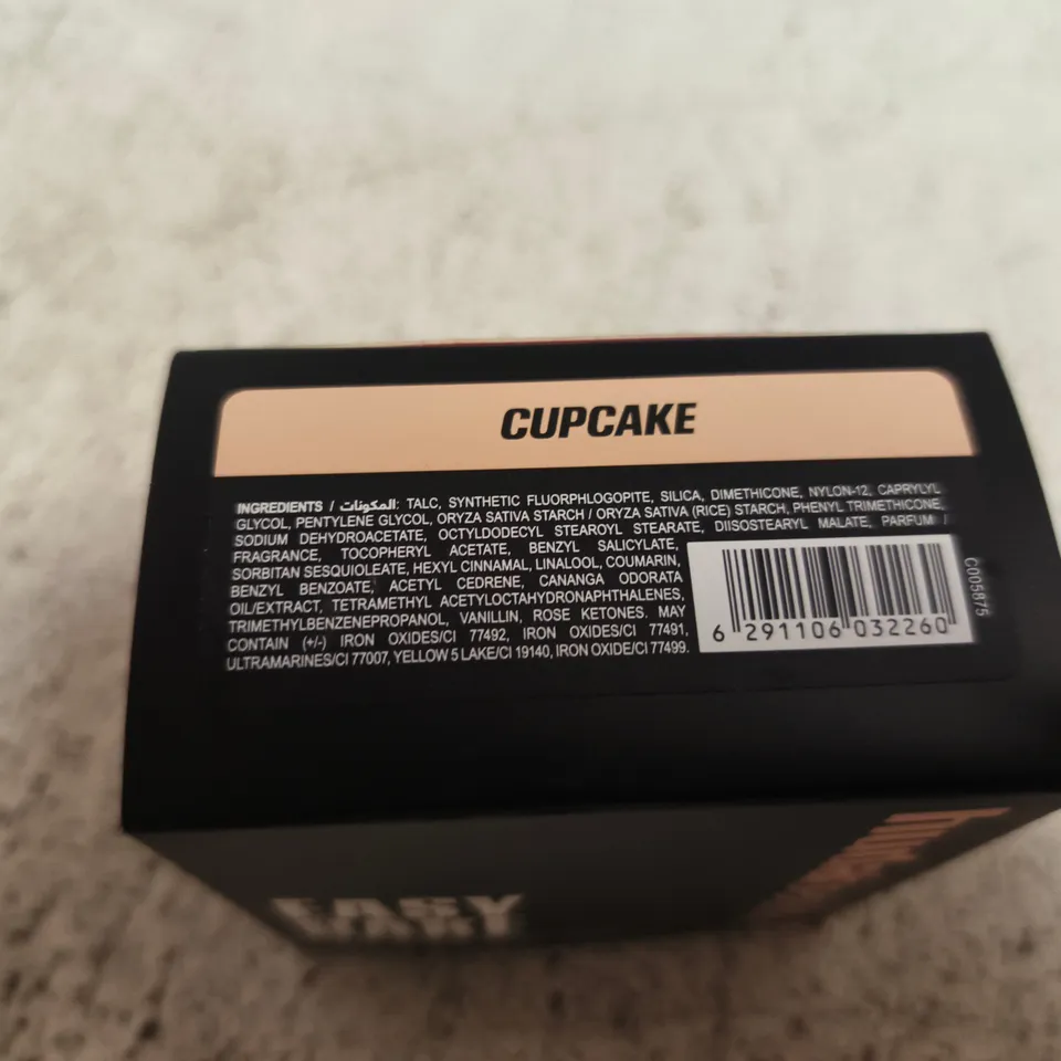 BOXED THE HUDA BEAUTY EASY BAKE POWDER CUPCAKE 