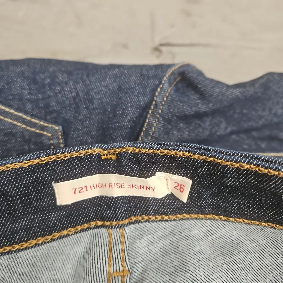 LEVI'S 721 HIGH RISE SKINNY JEANS – SIZE 26