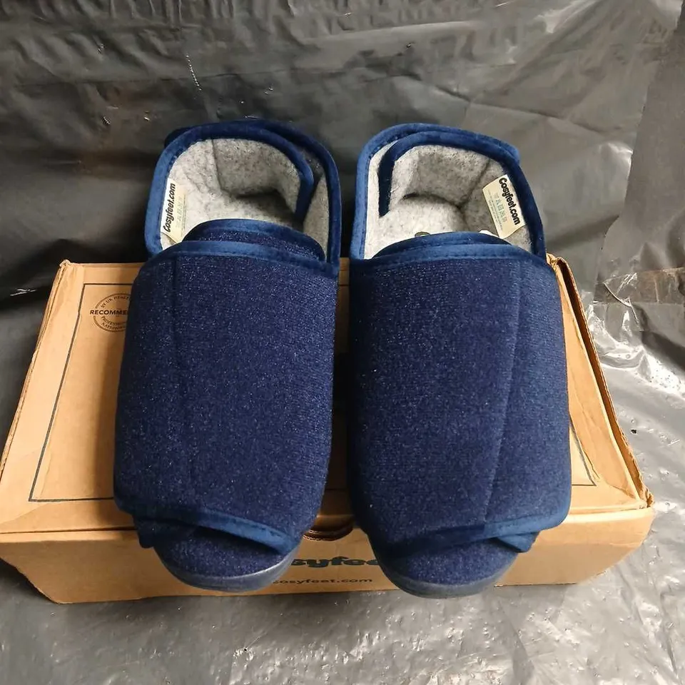 COSYFEET EMMA NAVY SLIPPERS – UK 7 (EU 40) – WIDTH 6E