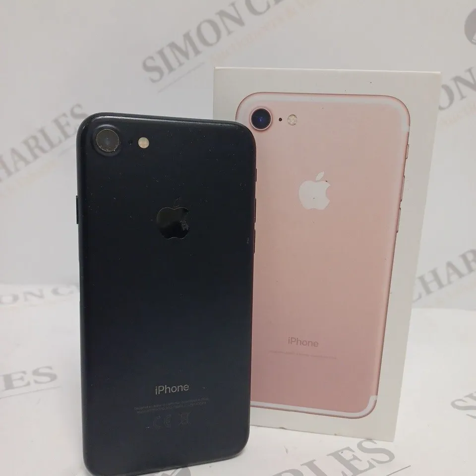 APPLE IPHONE 7 (A1778) SMARTPHONE