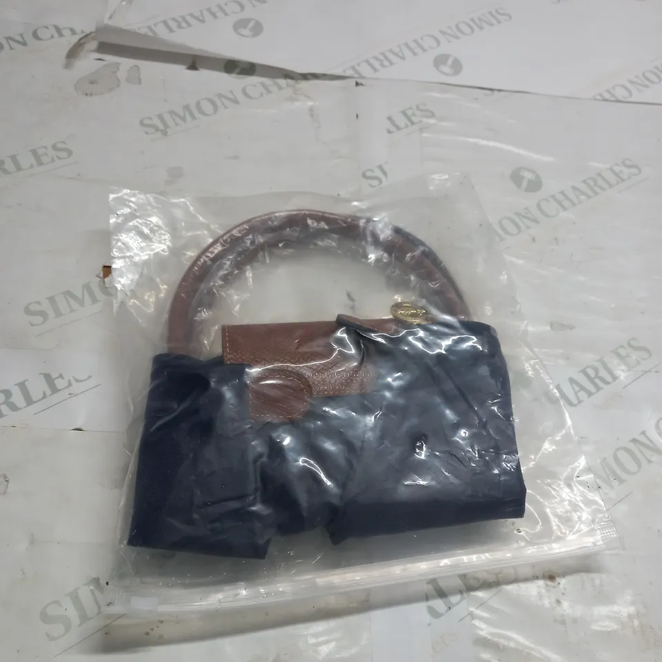 SMALL NAVY BLUE HANDBAG 