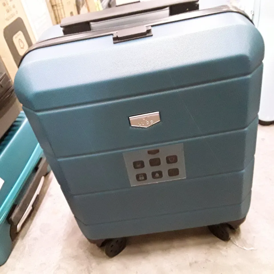 UNBOXED KEPLIN LUGG SMALL SIZE TRAVEL LUGGAGE WITH WHEELS SECURE LOCK SYSTEM GREEN COLOUR