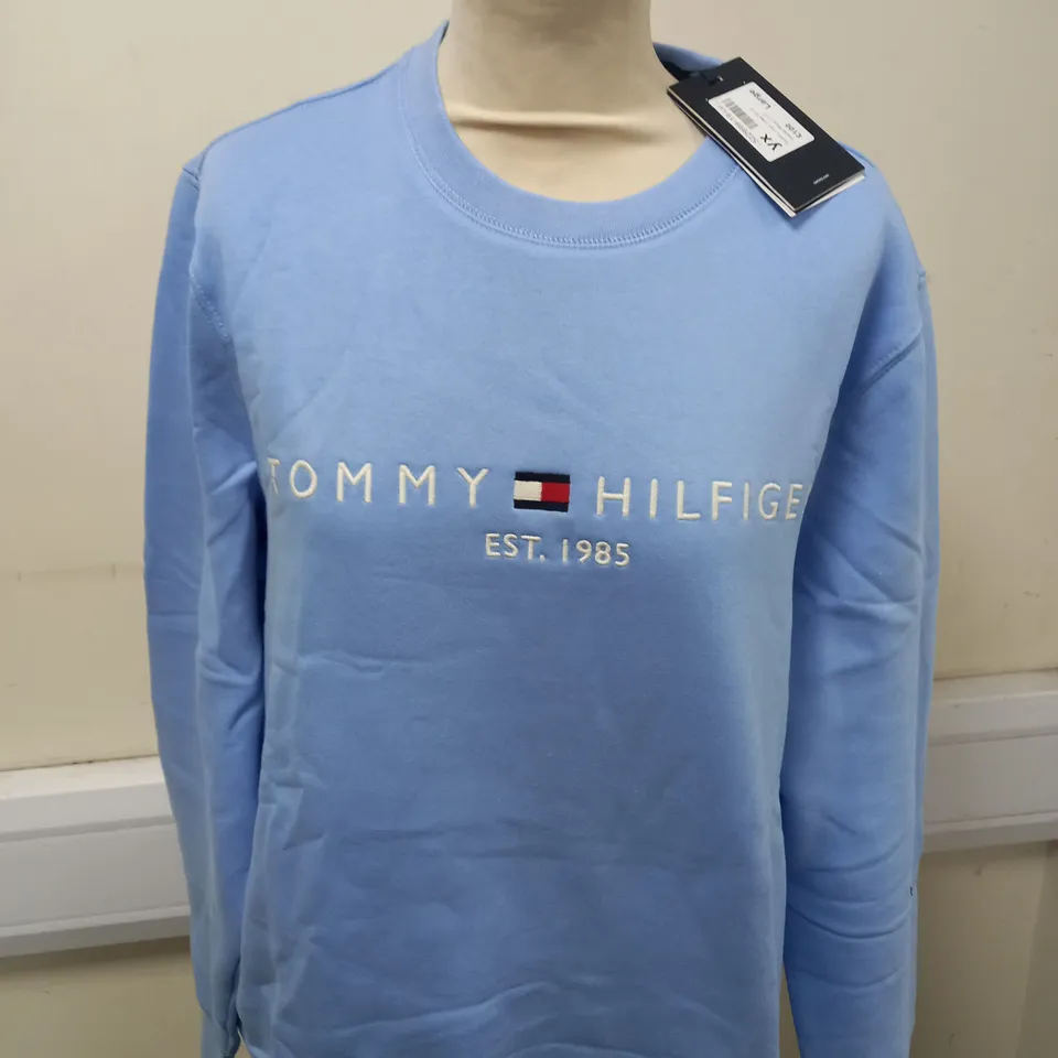 TOMMY HILFIGER LOGO CREW NECK JUMPER SIZE L