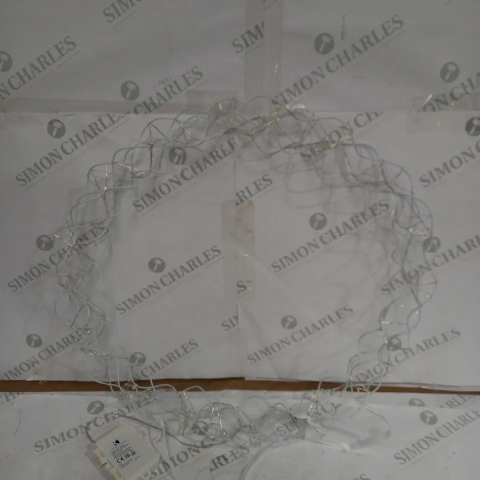 MODERN INTEGRATED LED WREATH 