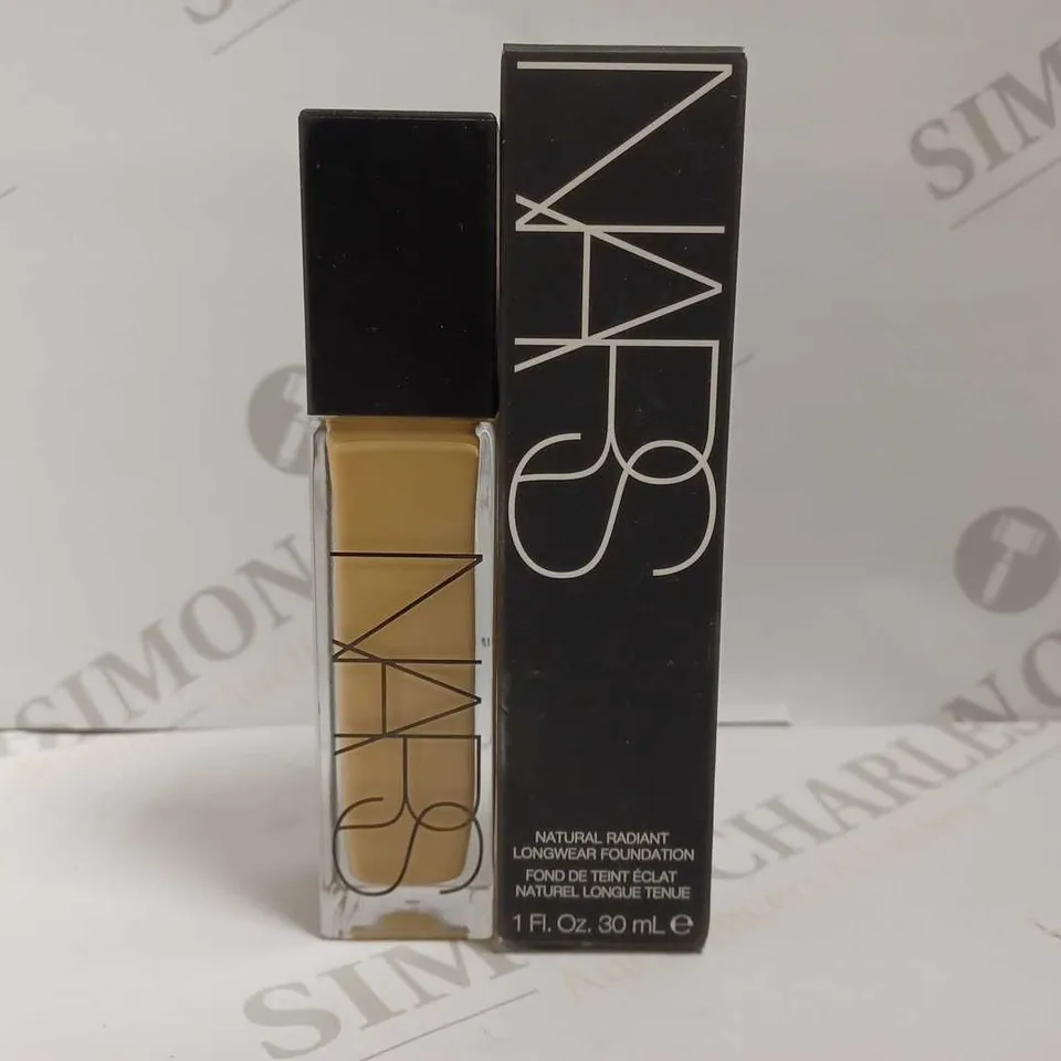 NARS NATURAL RADIANT LONGWEAR FOUNDATION - LIGHT 5 FIJI 6607 - 30ML