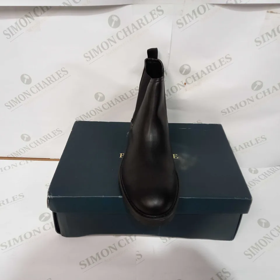 PIER ONE BOOTS IN BLACK- UK 9.5