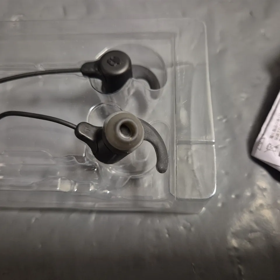 SKULLCANDY WIRELESS SPORTS EARBUDS - BLACK