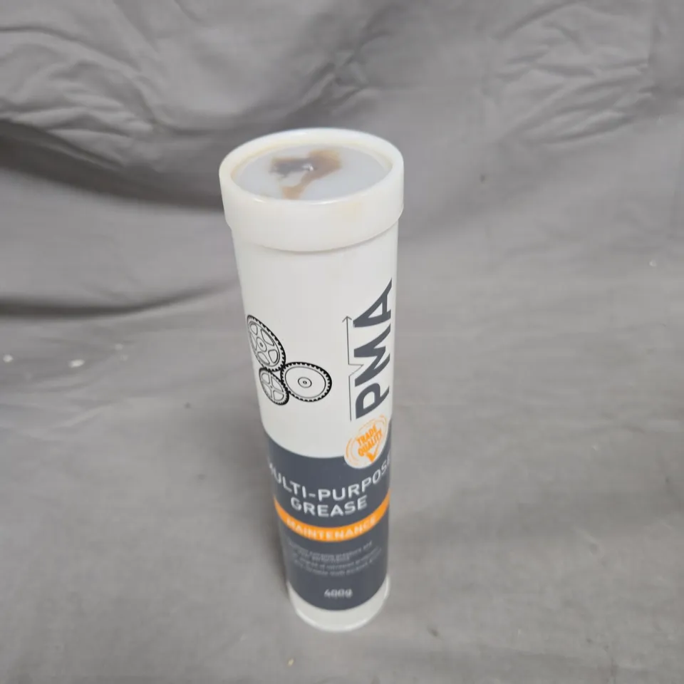 PMA MULTI-PURPOSE GREASE SPRAY 400G  BOX OF APPROXIMATELY 12 ITEMS.