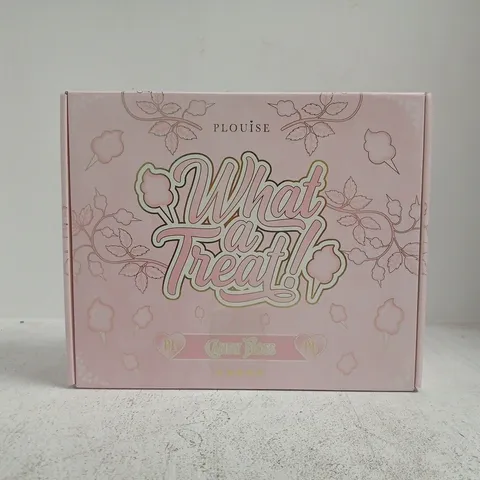 PLOUISE WHAT A TREAT! CANDY FLOSS BOXED COSMETIC SET