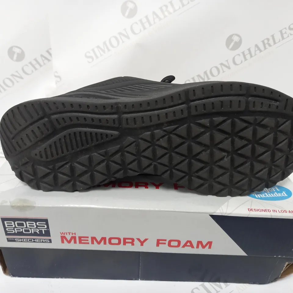 BOXED PAIR OF SKECHERS BOBS BUNO BLACK SIZE 3.5