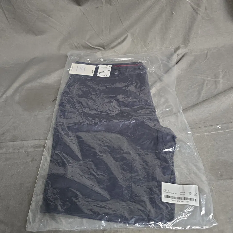 FRONT ROW & CO LADIES CHINO SHORTS IN NAVY SIZE 2XL
