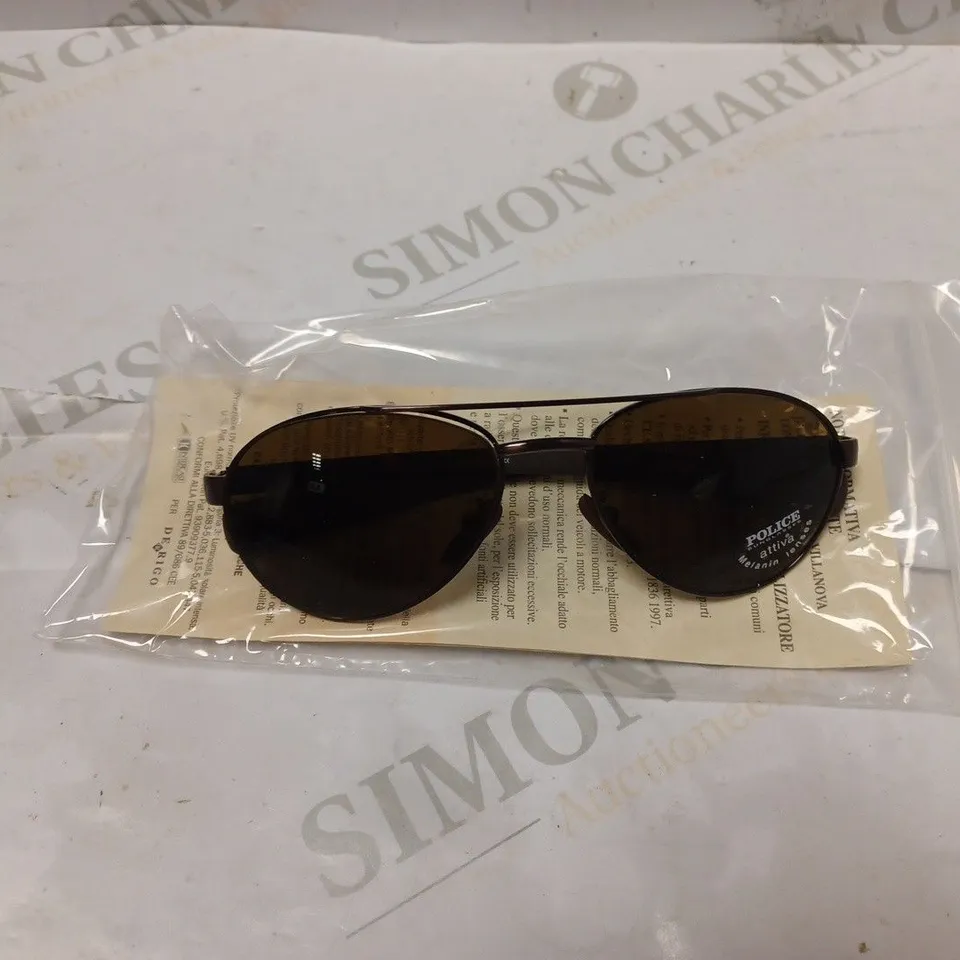 APPROX 15 DIERRE POLICE SUNGLASSES - 52603/0K05
