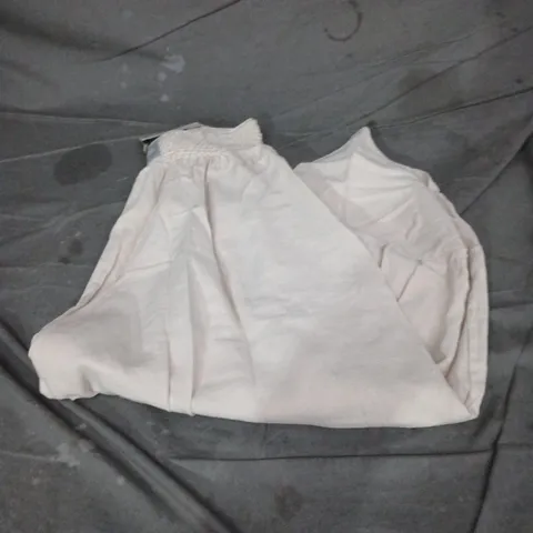 SNUG BRANDWEAR CREAM TROUSERS β SIZE L