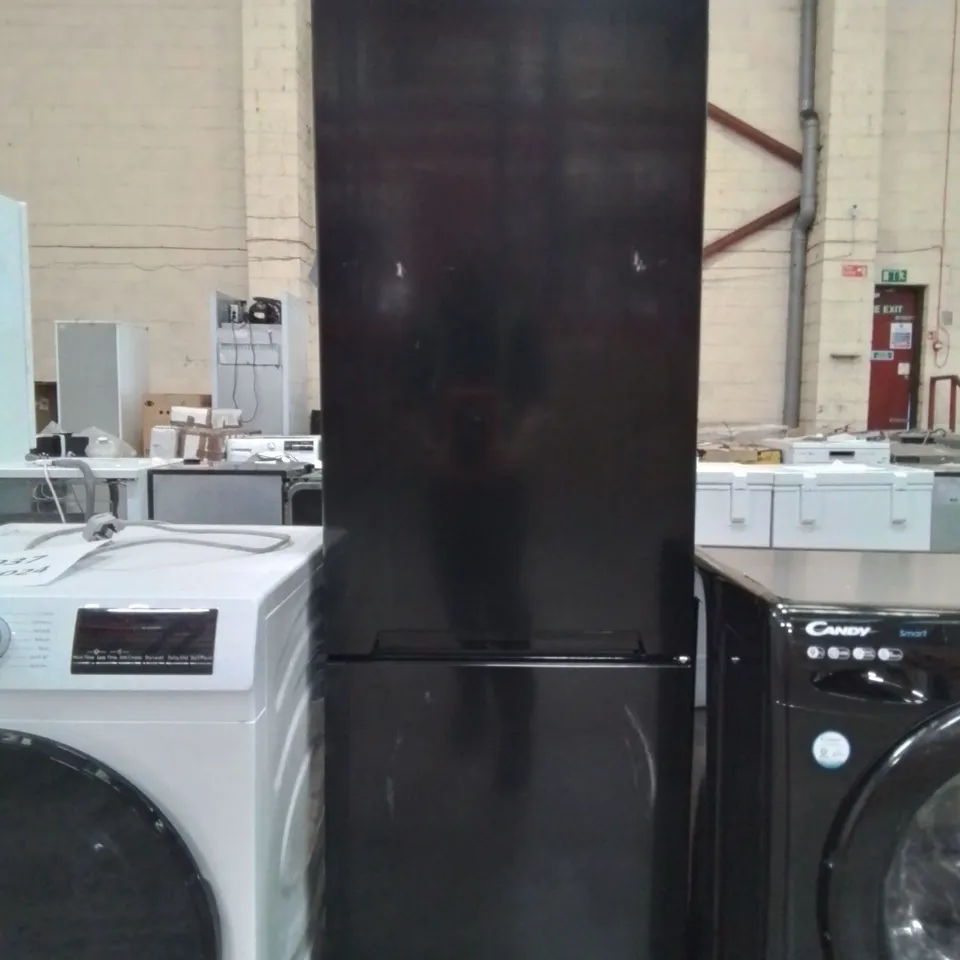 RUSSELL HOBBS FREESTANDING FRIDGE FREEZER IN BLACK - (RH54FF180B)
