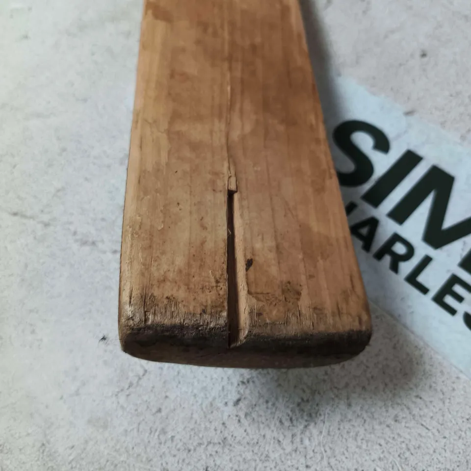 DAMAGED CRICKET BAT