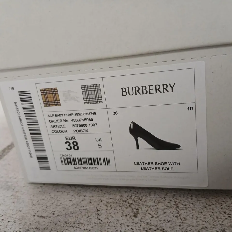 BURBERRY BURGUNDY PATENT LEATHER HIGH HEEL – UK 5 (EU 38)