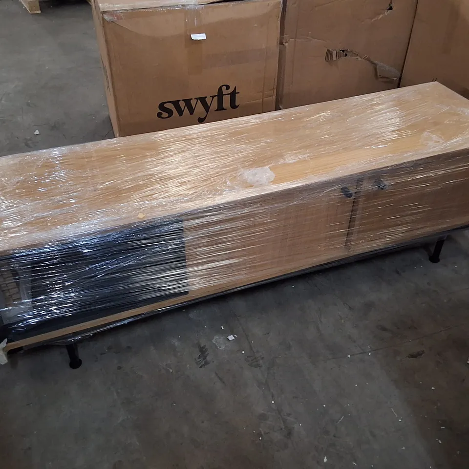 SWYFT TV UNIT 02 - OAK