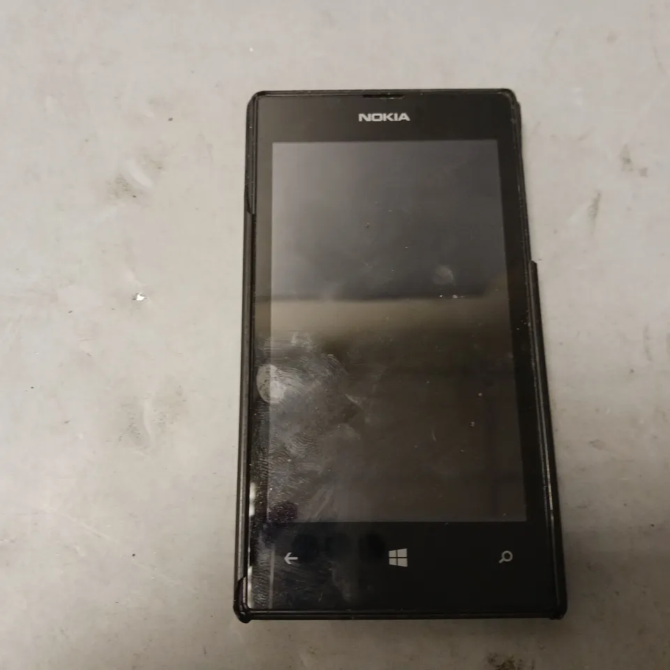 NOKIA 520 PHONE