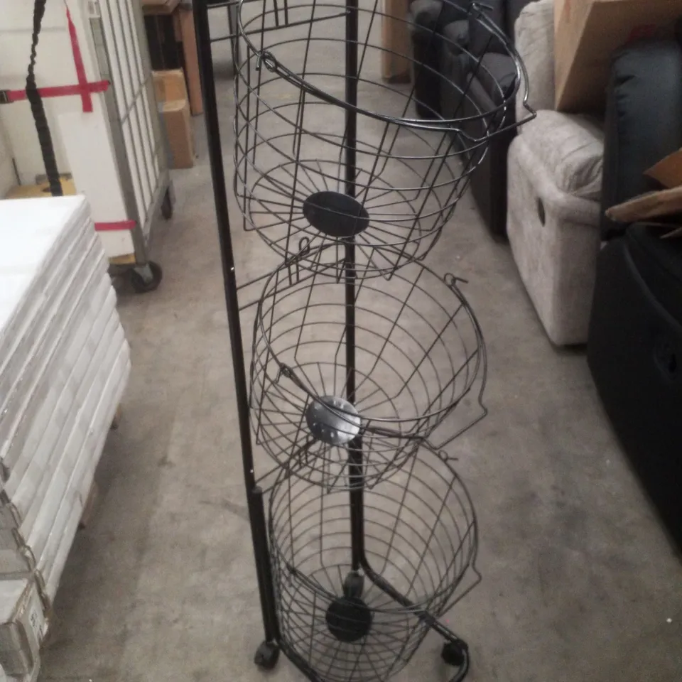 METAL ROLLING LAUNDRY SORTER WITH HANDLES