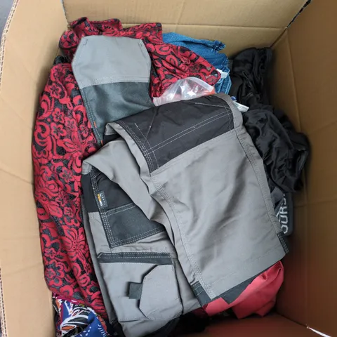 BOX OF APPROXIMATELY 20 ASSORTED CLOTHING ITEMS TO INCLUDE: BLUE JEANS 